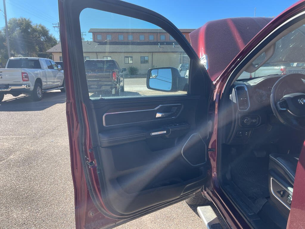 2022 RAM Ram 1500 Pickup Laramie - Photo 11