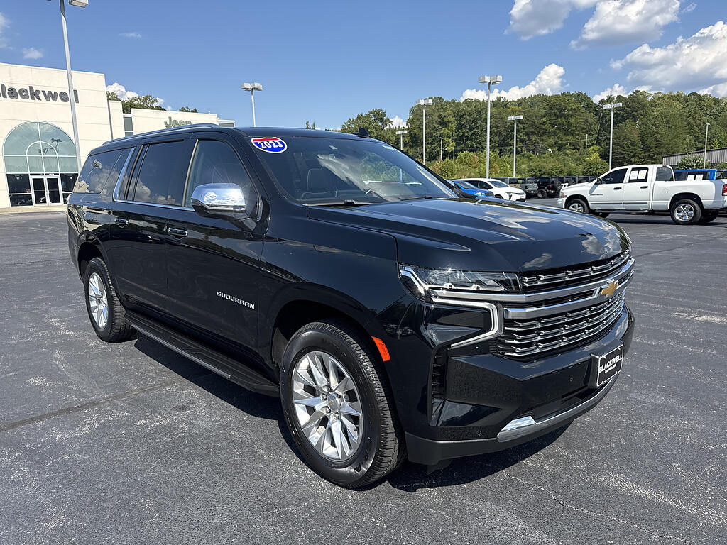 2023 Chevrolet Suburban 4WD 4dr Premier