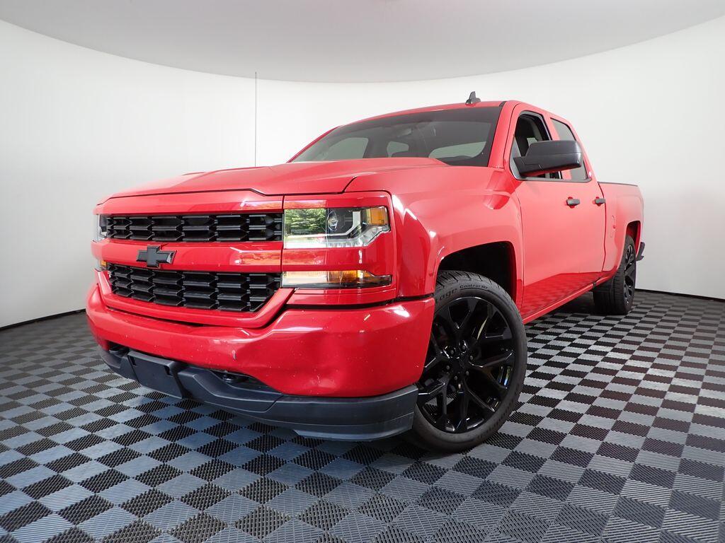 Used 2018 Chevrolet Silverado 1500 Custom with VIN 1GCRCPEC8JZ340830 for sale in Rockbridge, OH
