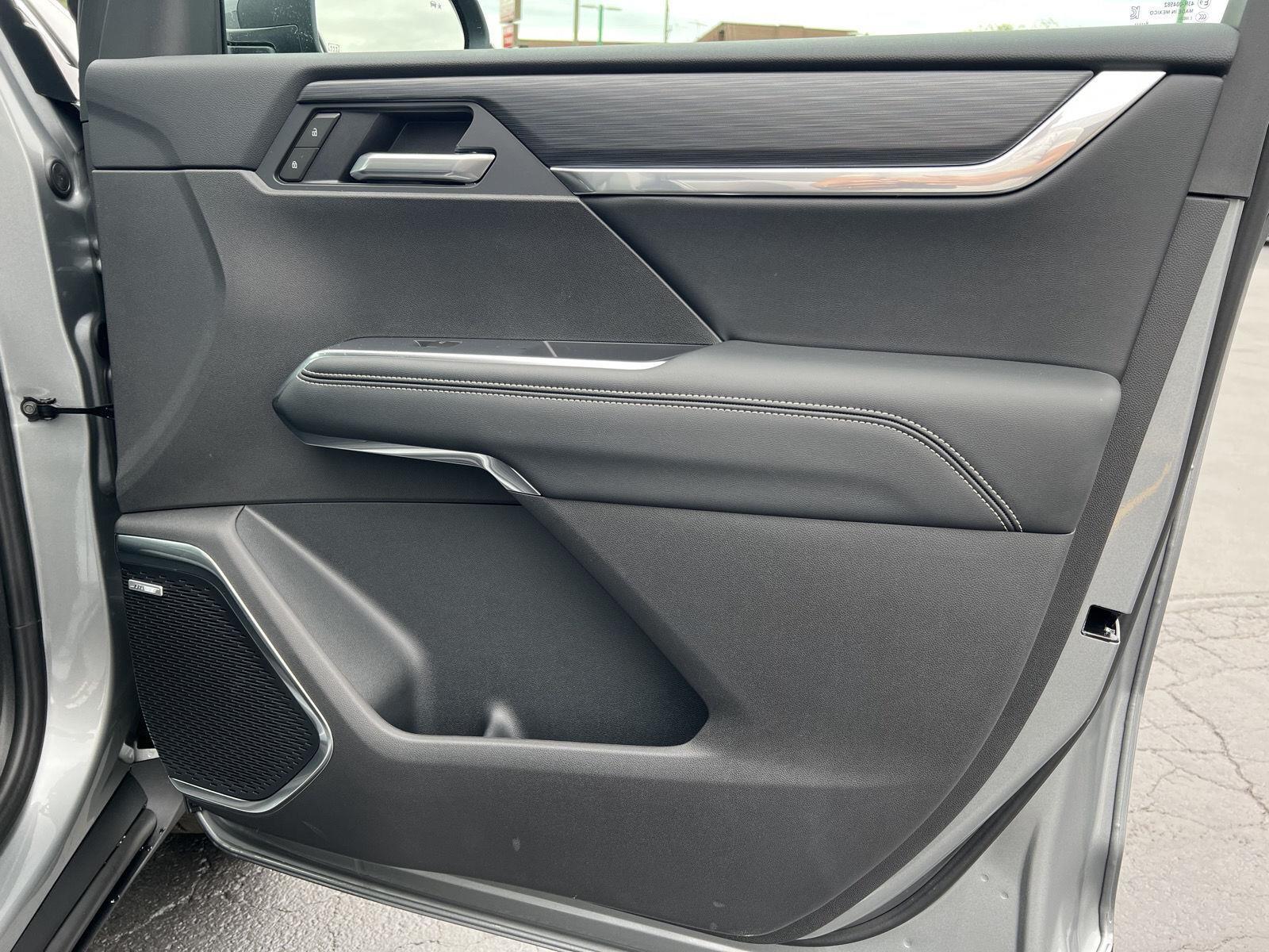 2027 GMC Acadia Elevation - Photo 18