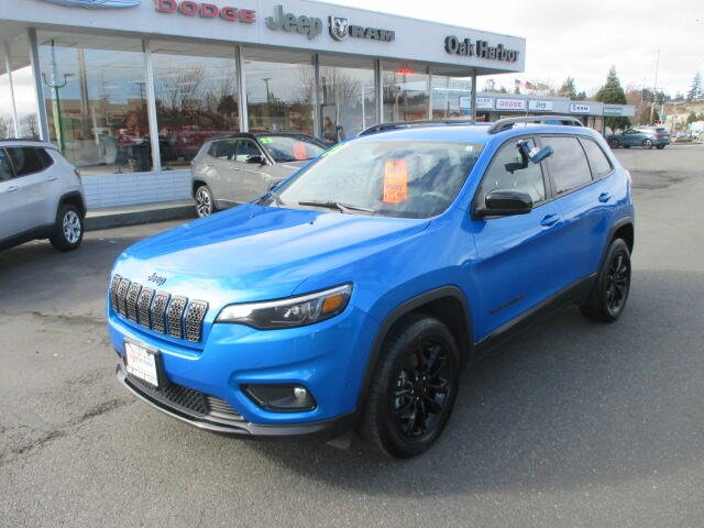 Used 2023 Jeep Cherokee Altitude Lux with VIN 1C4PJMMB6PD114506 for sale in Oak Harbor, WA