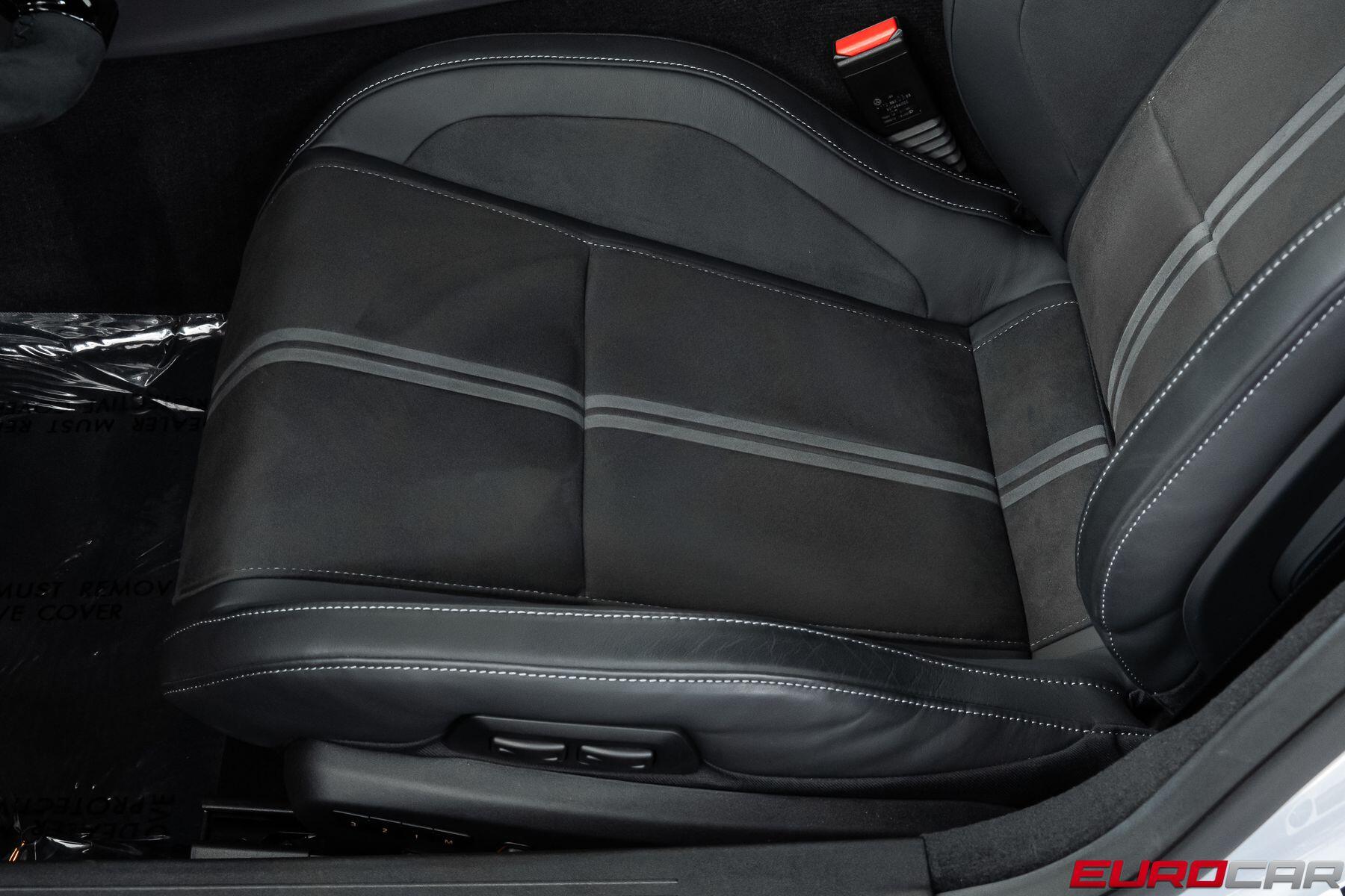 2021 Mercedes-Benz AMG GT Black Series *HUGE CARBON OPTIONS * 146 MILES*Image 53