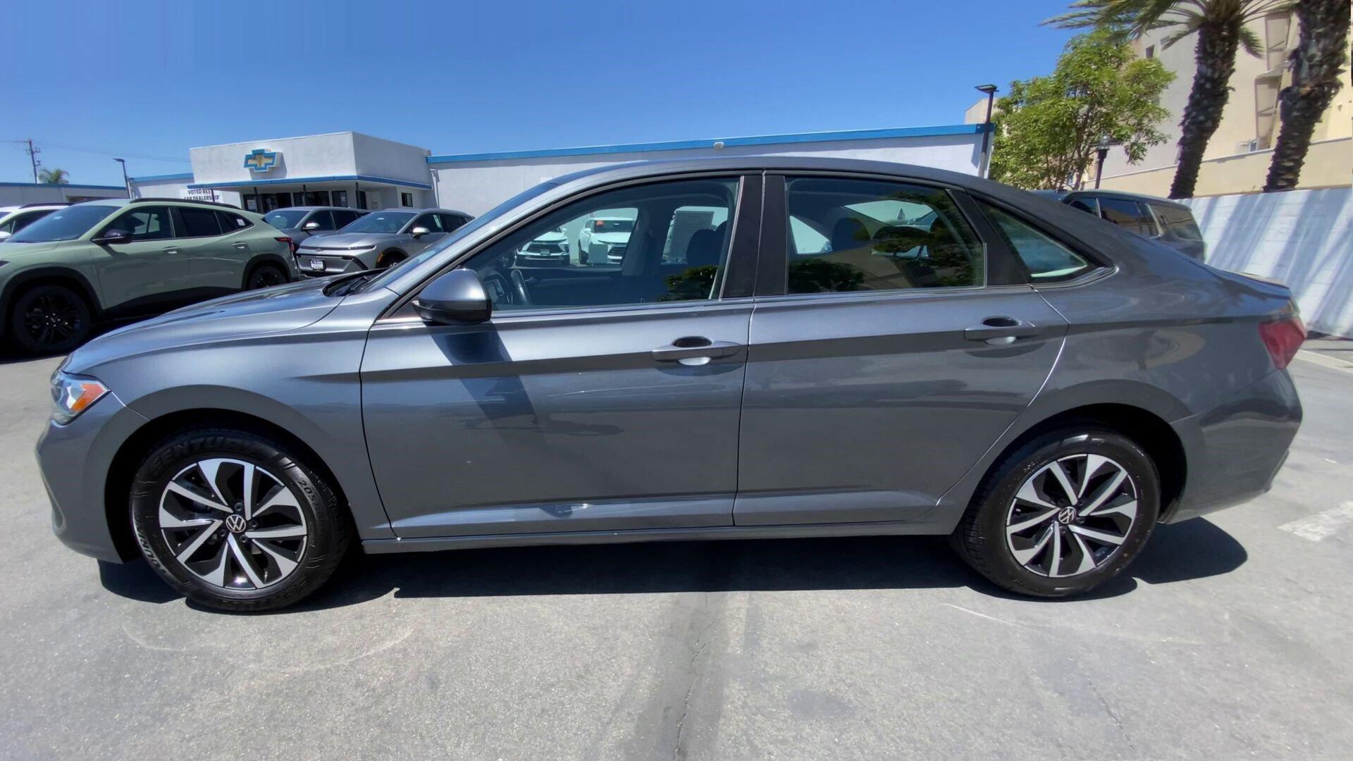 2024 Volkswagen Jetta S - Photo 6