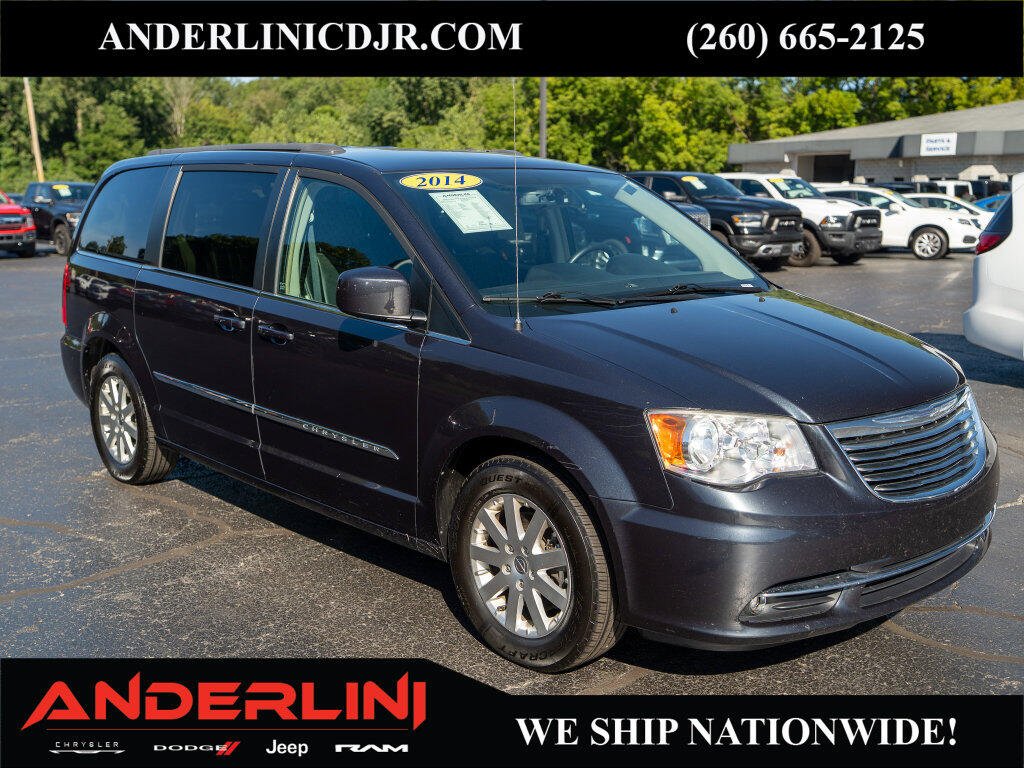 2014 Chrysler Town & Country