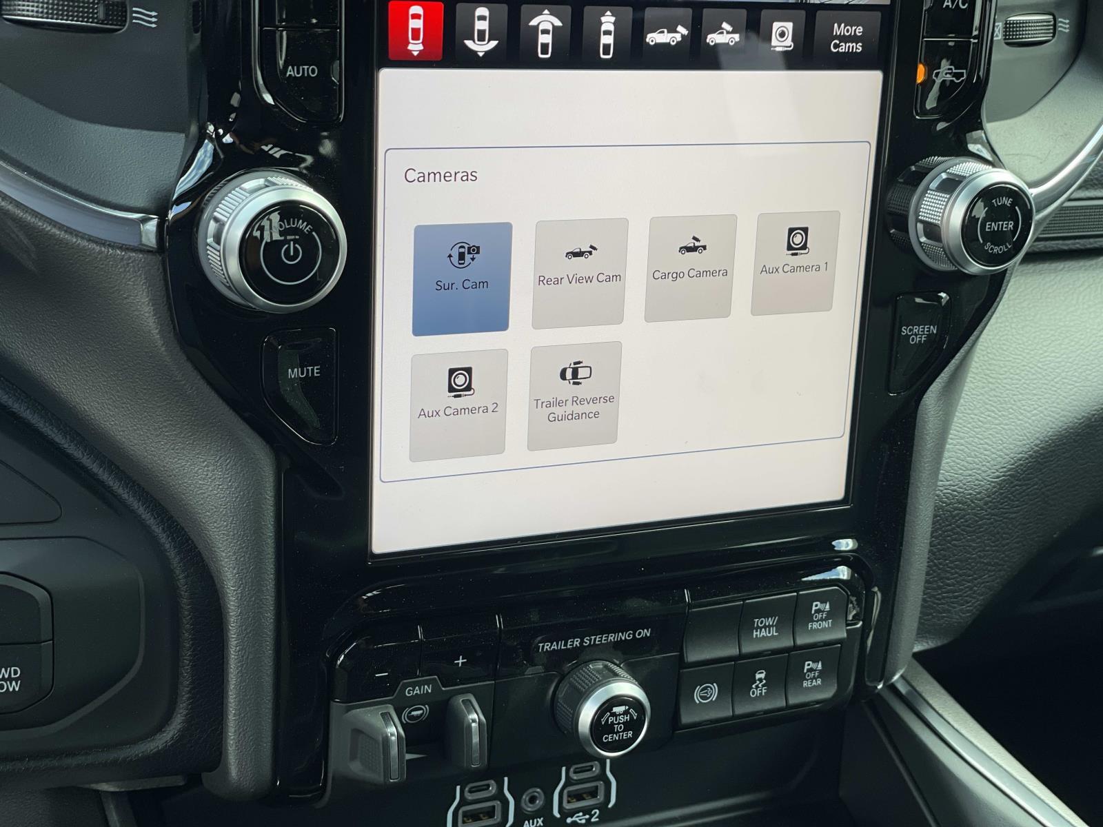 2026 RAM 3500 Laramie - Photo 16