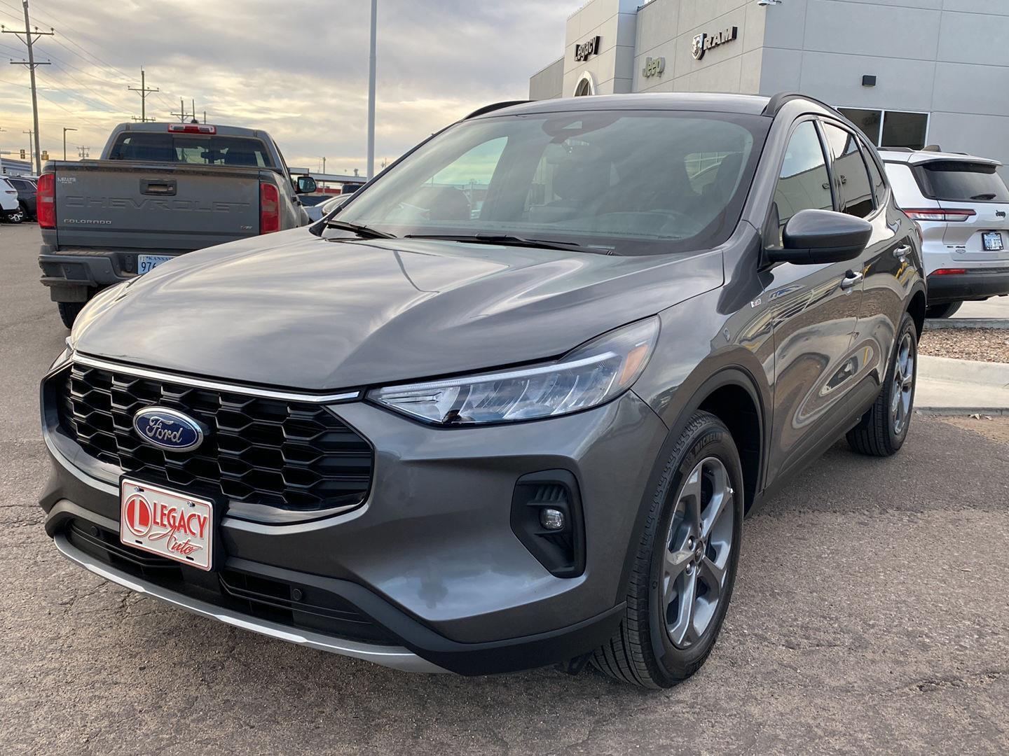 2025 Ford Escape ST-Line Select