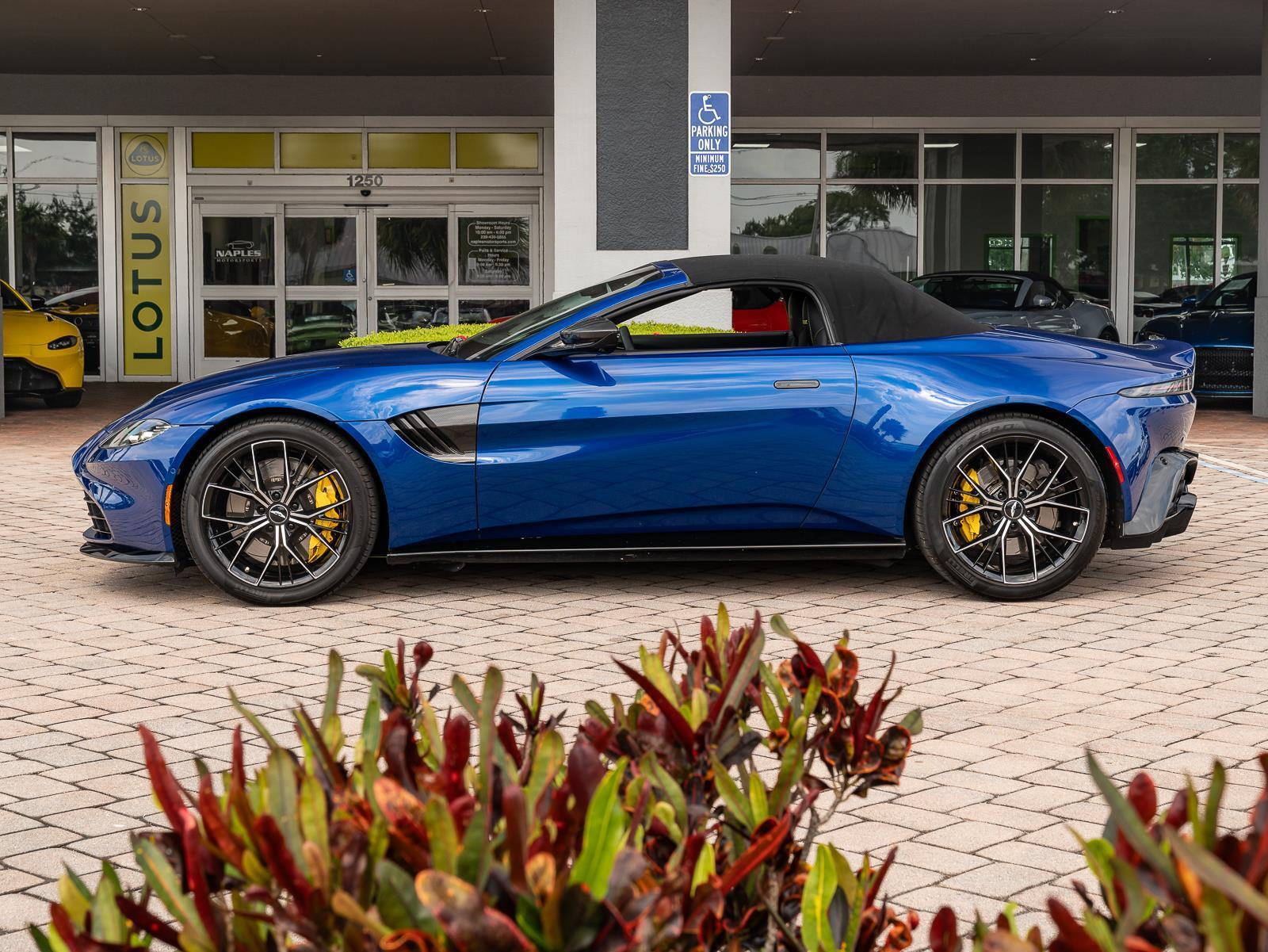 Used 2021 Aston Martin Vantage Roadster
