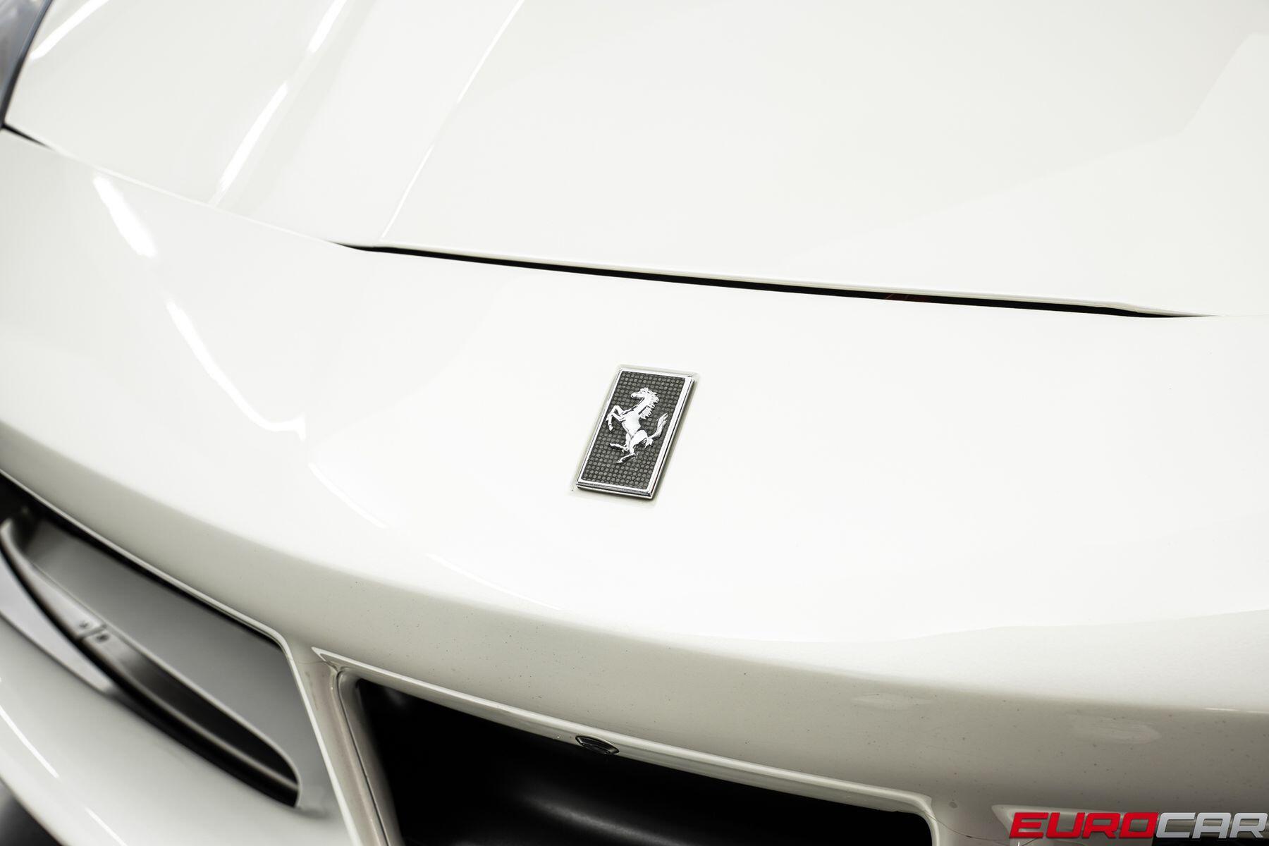 2017 Ferrari 488 GTB *CARBON STEERING WHEEL * IMMACULATE CONDITION*Image 13