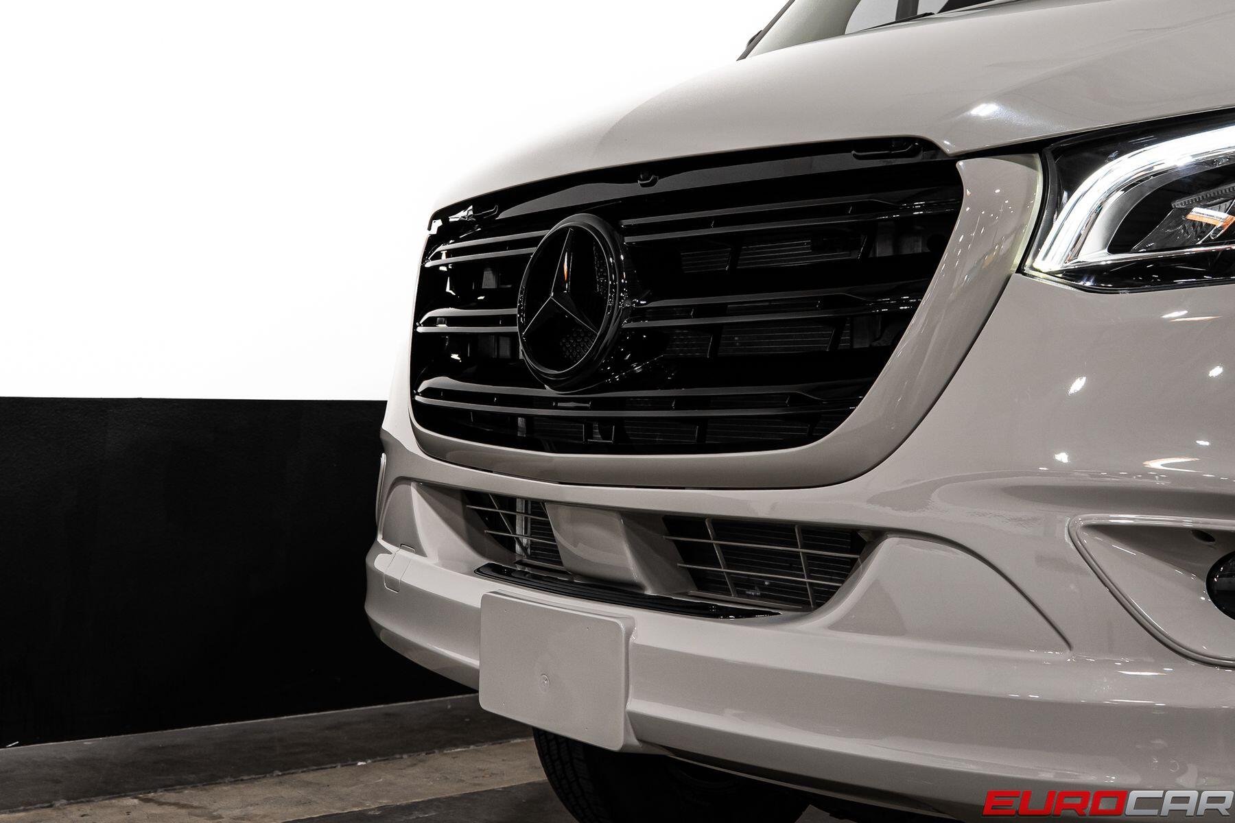 2025 Mercedes-Benz Sprinter 3500 Cargo 170 WB High Roof *KITCHENETTE*Image 9