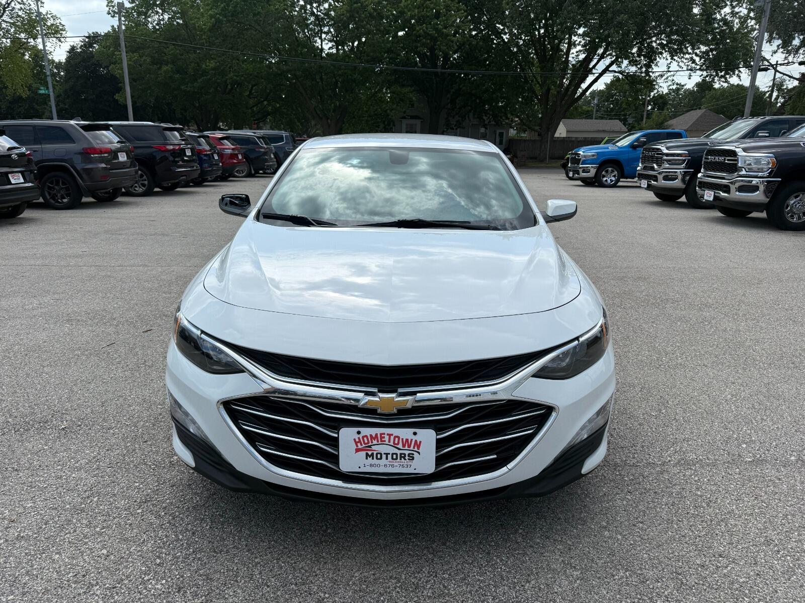 Used 2021 Chevrolet Malibu 1LT with VIN 1G1ZD5ST1MF019765 for sale in Rockwell City, IA