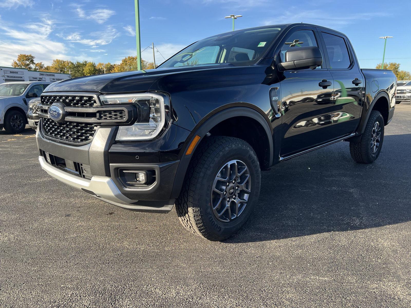 2025 Ford Ranger XLT - Photo 12