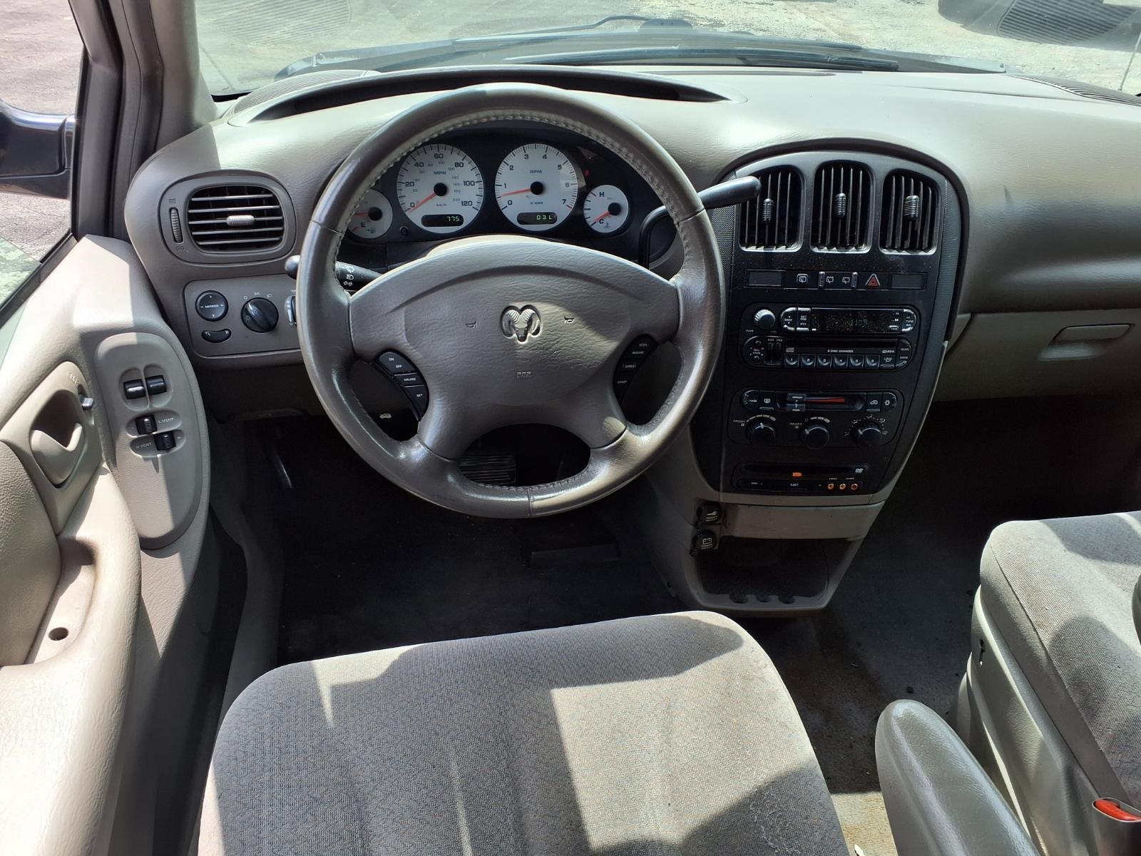2003 Dodge Grand Caravan EX - Photo 6