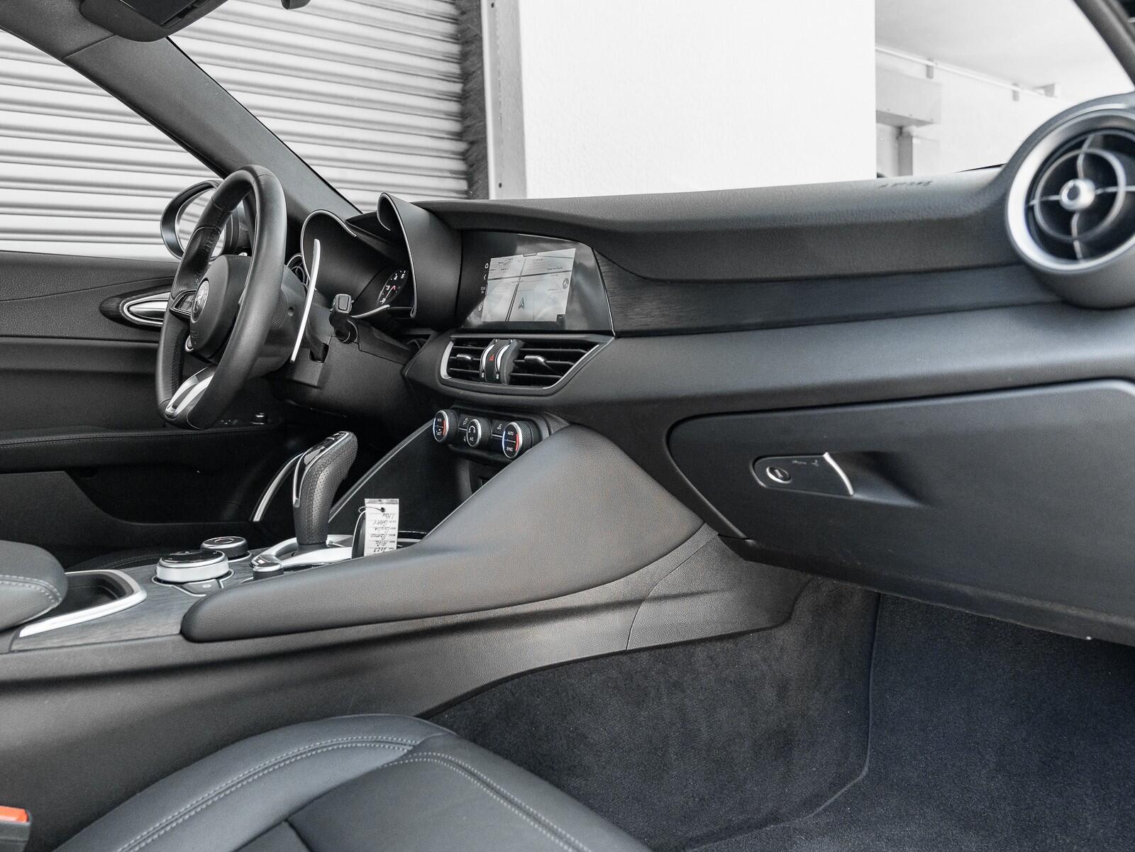 Used 2023 Alfa Romeo Giulia 