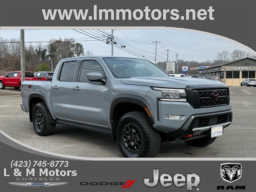 2023 Nissan Frontier PRO-4X's photo