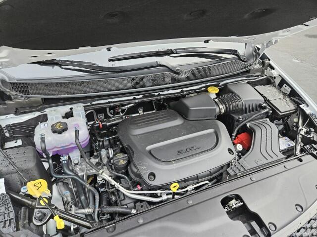 2026 Chrysler Pacifica Select - Photo 11