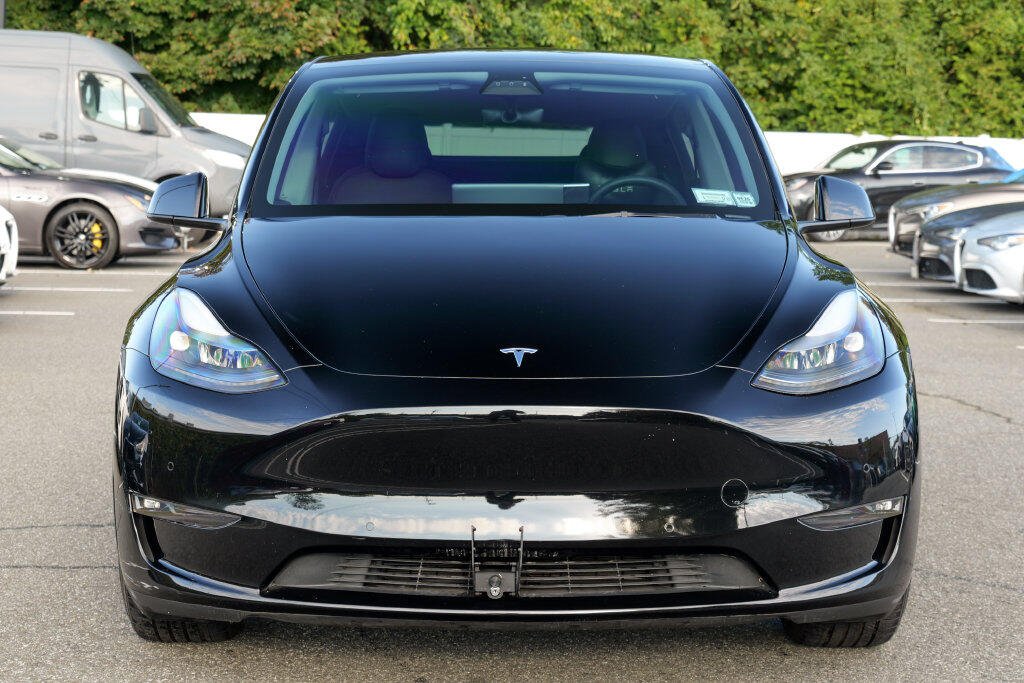 Used 2022 Tesla Model Y Performance with VIN 7SAYGDEF8NF469271 for sale in Englewood Cliffs, NJ