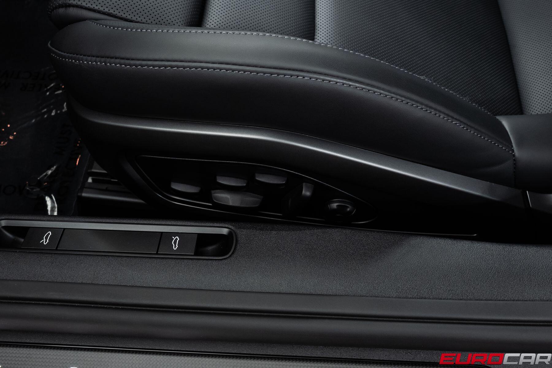 2026 Porsche 911 Turbo S *ADAPTIVE SPORT SEATS PLUS * SUNROOF*Image 44