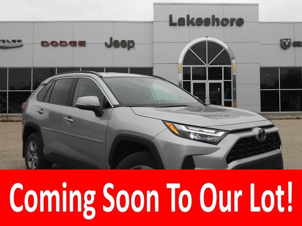 2022 Toyota RAV4 XLE