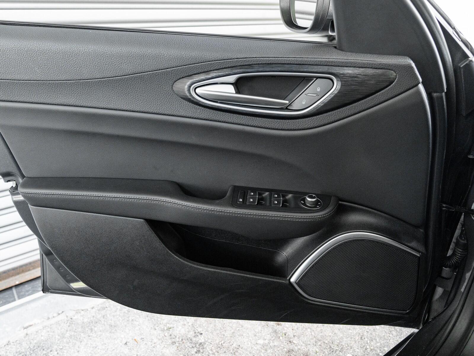 Used 2023 Alfa Romeo Giulia 