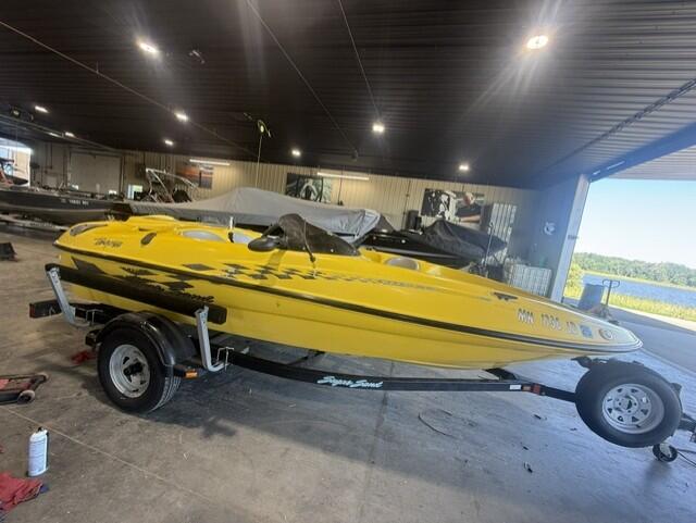 2001 SUGAR SAND 210 TANGO