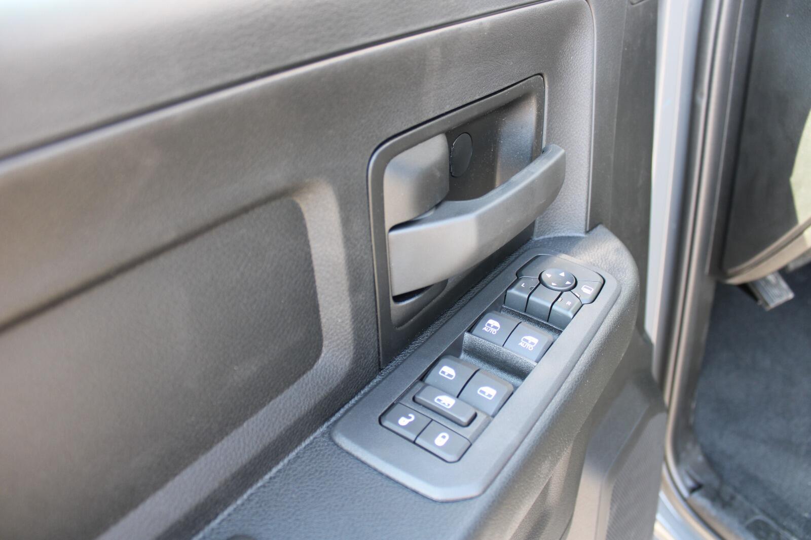 2026 RAM 2500 Tradesman - Photo 12
