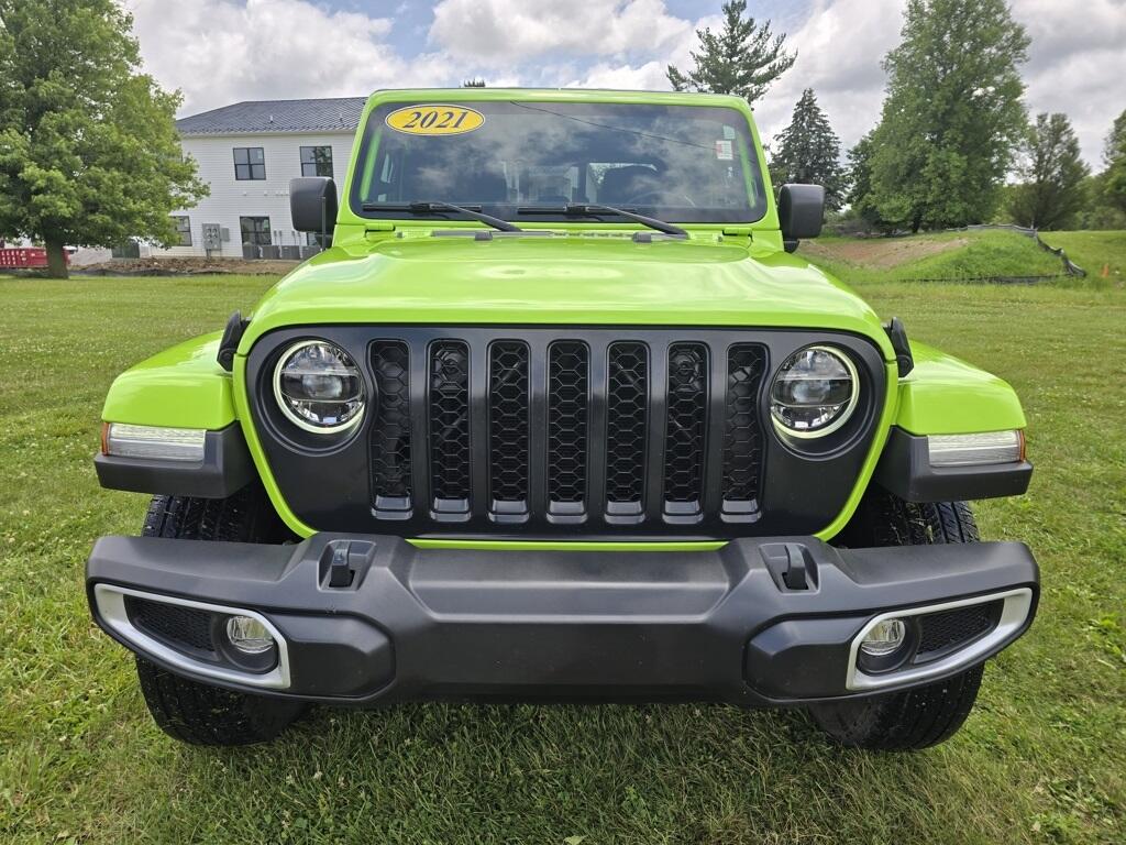 Used 2021 Jeep Gladiator Overland with VIN 1C6HJTFG9ML604809 for sale in Angola, IN