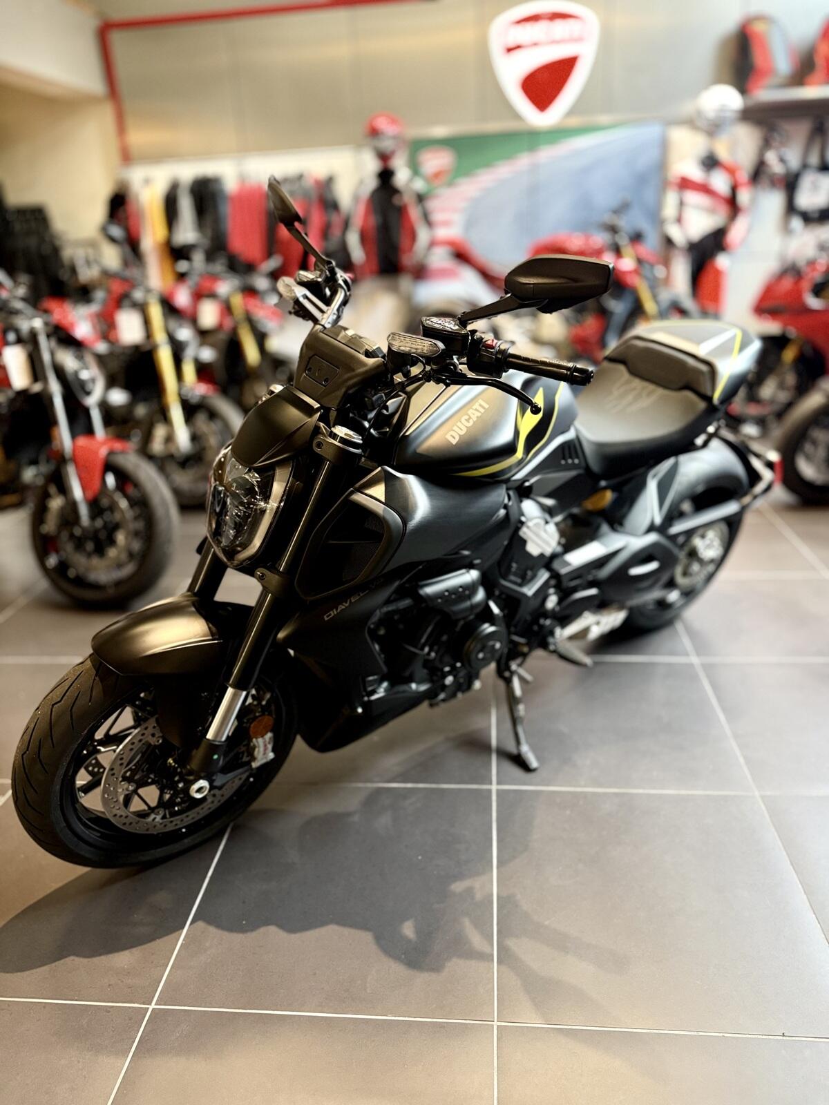 New 2026 Ducati DIAVEL V4 