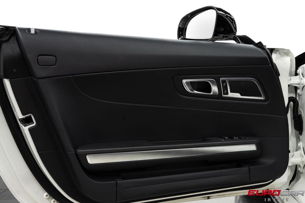 2021 Mercedes-Benz AMG GT Roadster Base - Photo 25