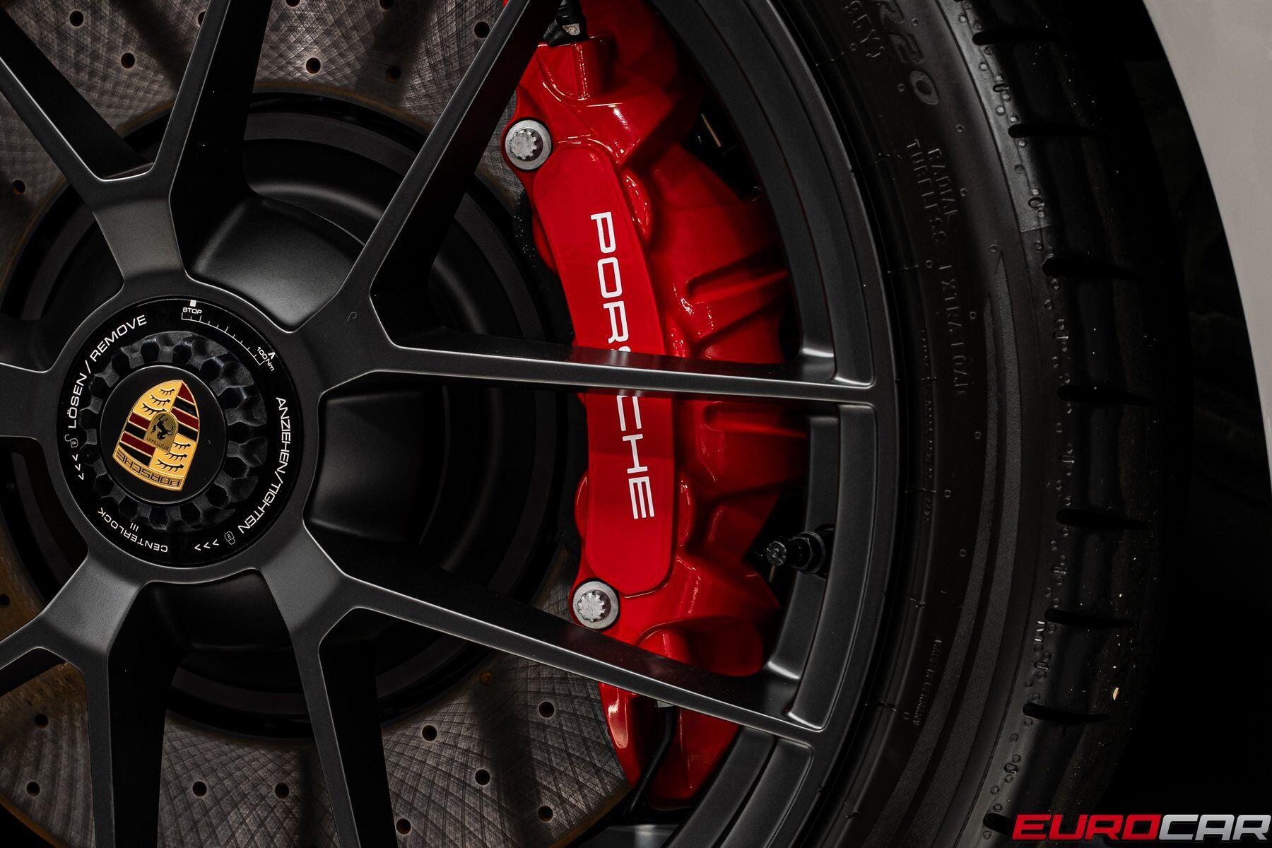 2026 Porsche 911 GTS - Photo 27