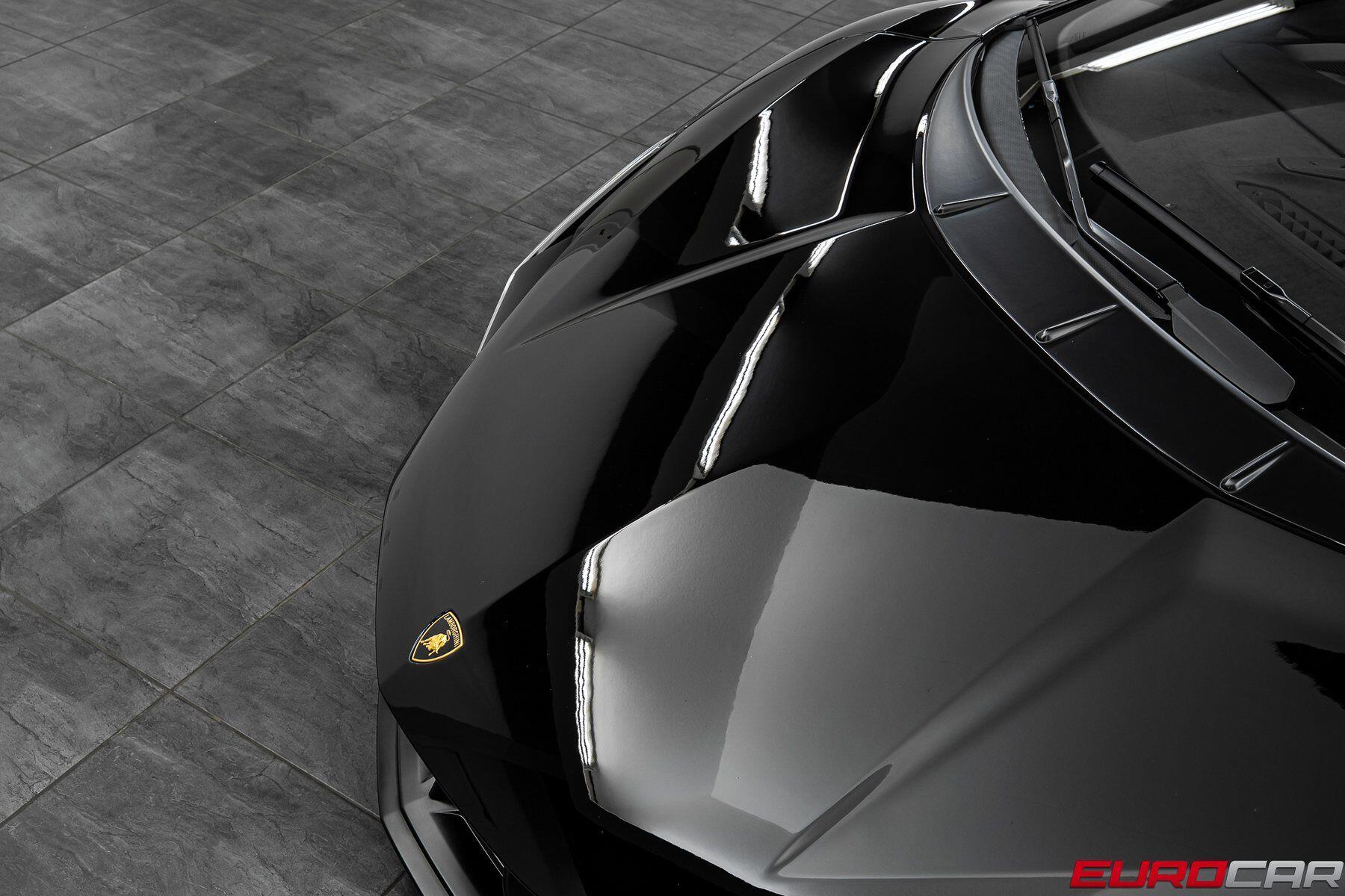 2025 Lamborghini Revuelto *PASSENGER DISPLAY * FULL PPF*Image 9