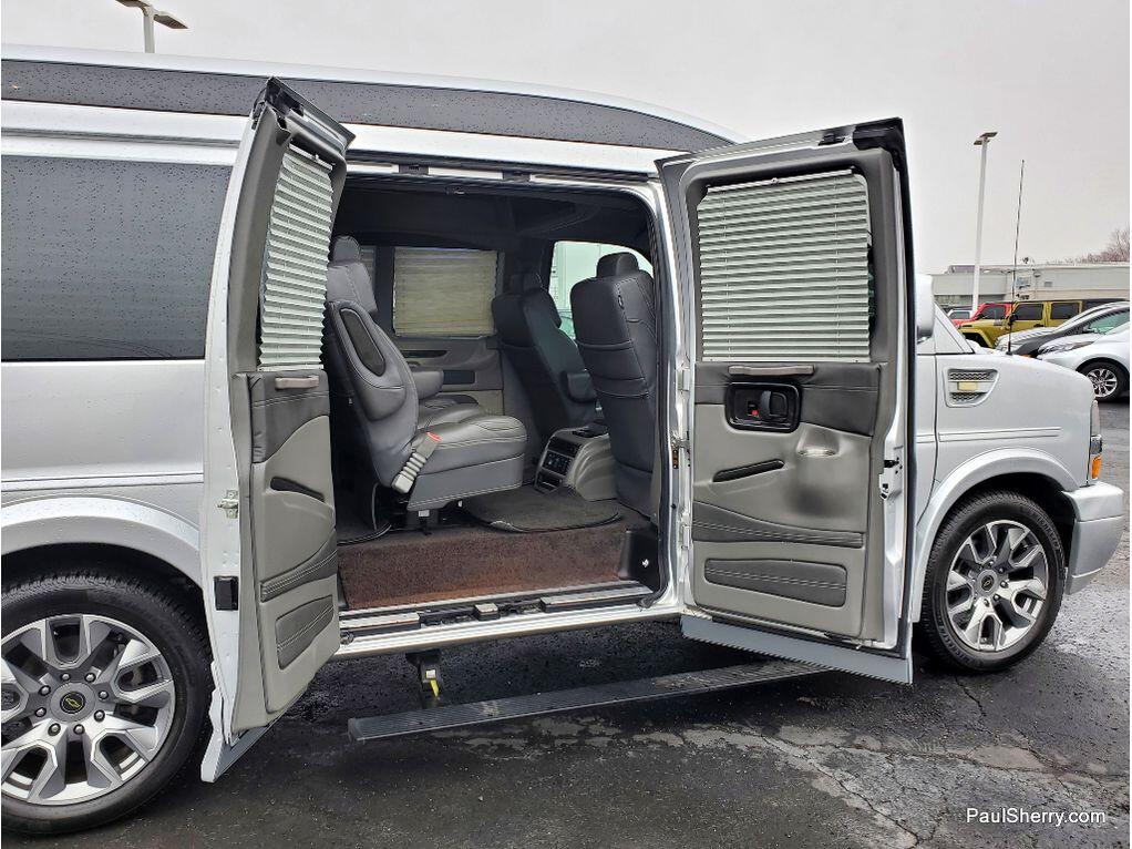 2023 Chevrolet Express Cargo Work Van - Photo 22