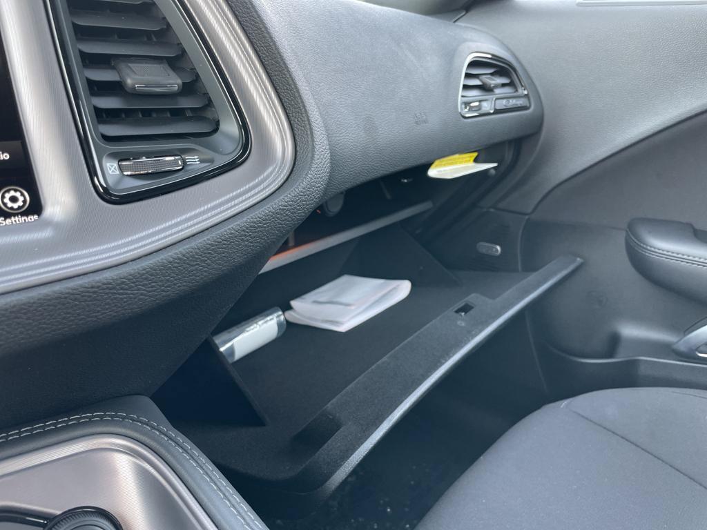 2023 Dodge Challenger R/T - Photo 17