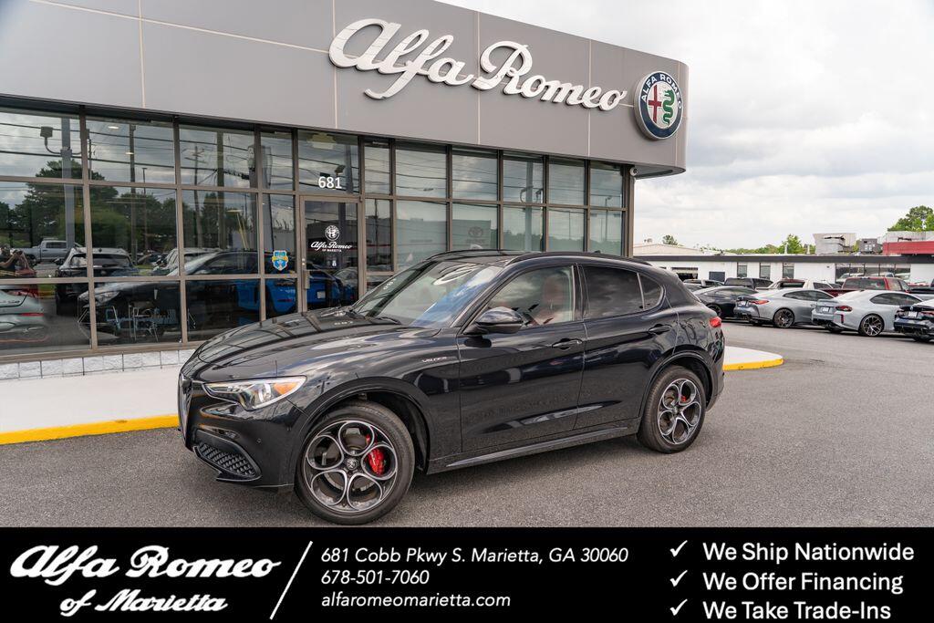 2023 Alfa Romeo Stelvio Veloce AWD's photo