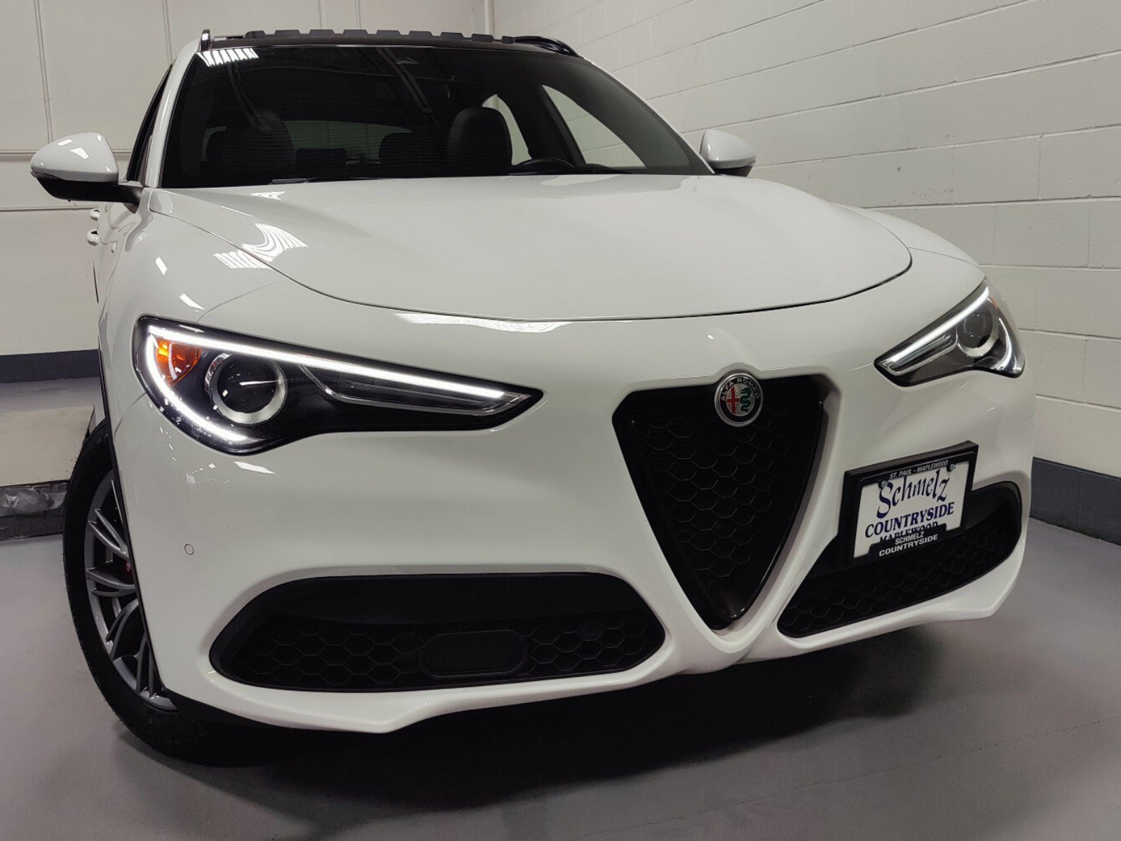 Certified 2022 Alfa Romeo Stelvio Base with VIN ZASPAKAN7N7D29947 for sale in Maplewood, MN