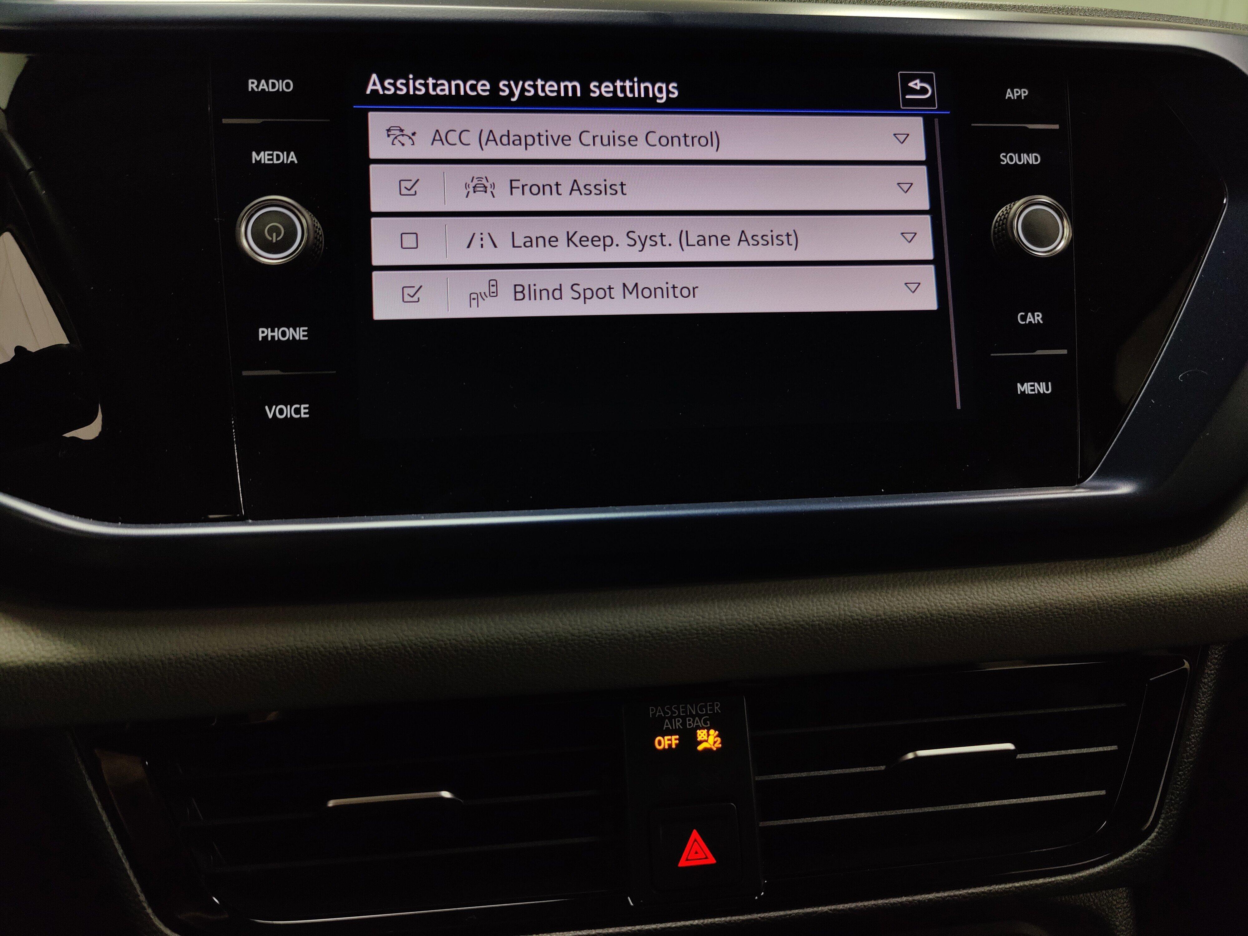 2022 Volkswagen Taos SE - Photo 9