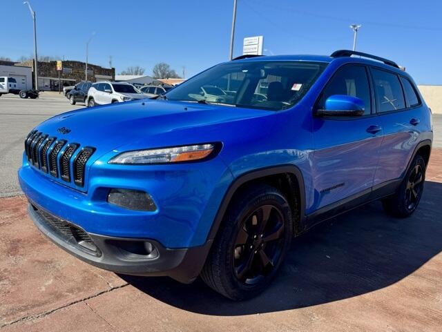 Used 2018 Jeep Cherokee Latitude with VIN 1C4PJMCX7JD582958 for sale in Vinita, OK