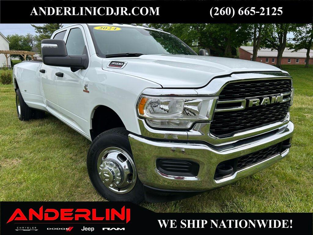 2024 RAM 3500 Tradesman 4X4 Crew Cab LWB's photo
