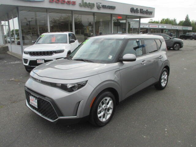 Used 2023 Kia Soul LX with VIN KNDJ23AU2P7888740 for sale in Oak Harbor, WA
