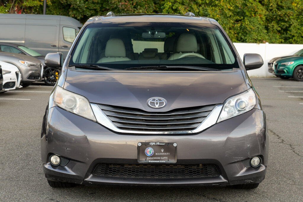 Used 2011 Toyota Sienna XLE with VIN 5TDYK3DC8BS096107 for sale in Englewood Cliffs, NJ
