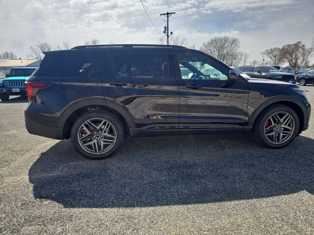 2026 Ford Explorer ST - Photo 10