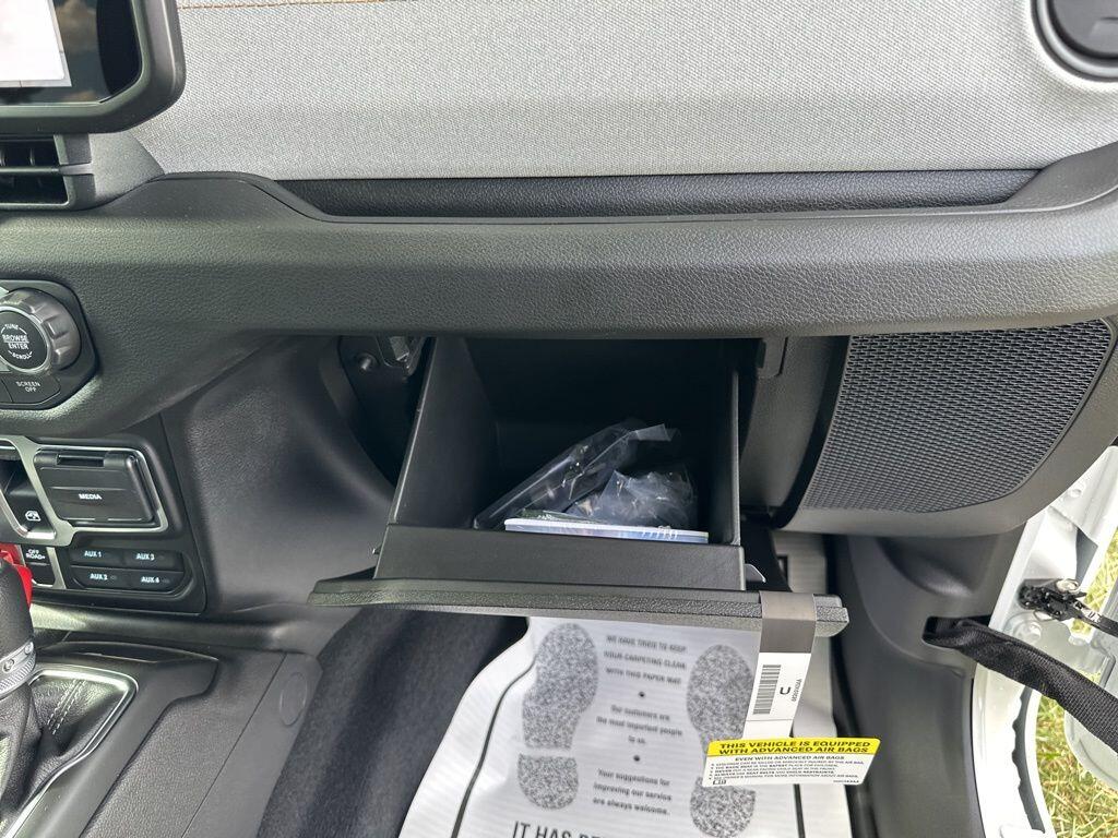 2026 Jeep Wrangler 2-Door Willys - Photo 33