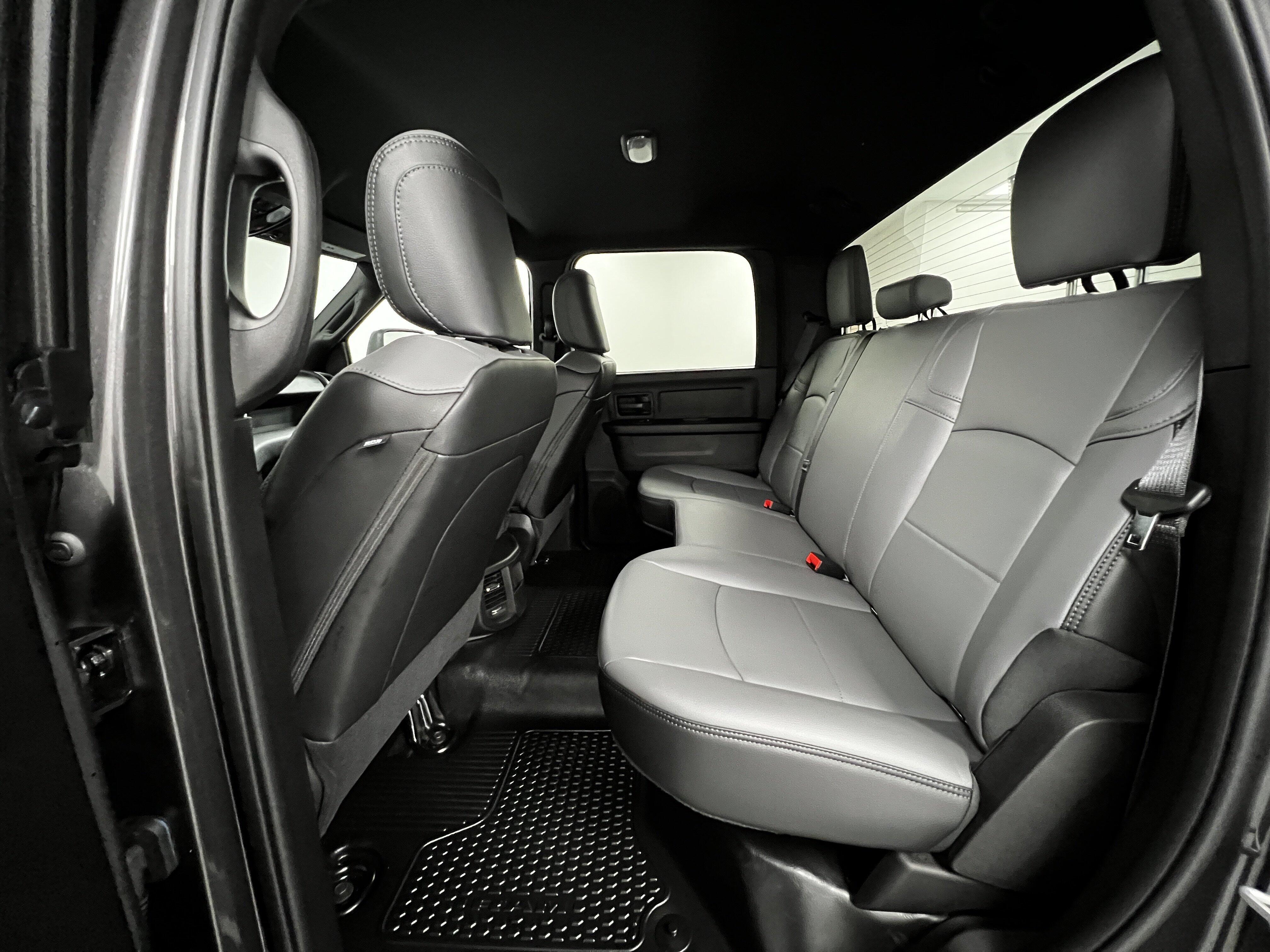 2027 RAM Ram 3500 Pickup Tradesman - Photo 38