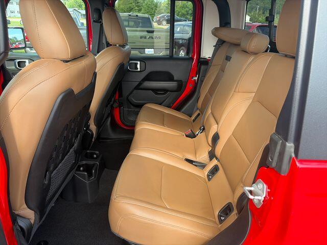 2021 Jeep Gladiator Rubicon - Photo 16