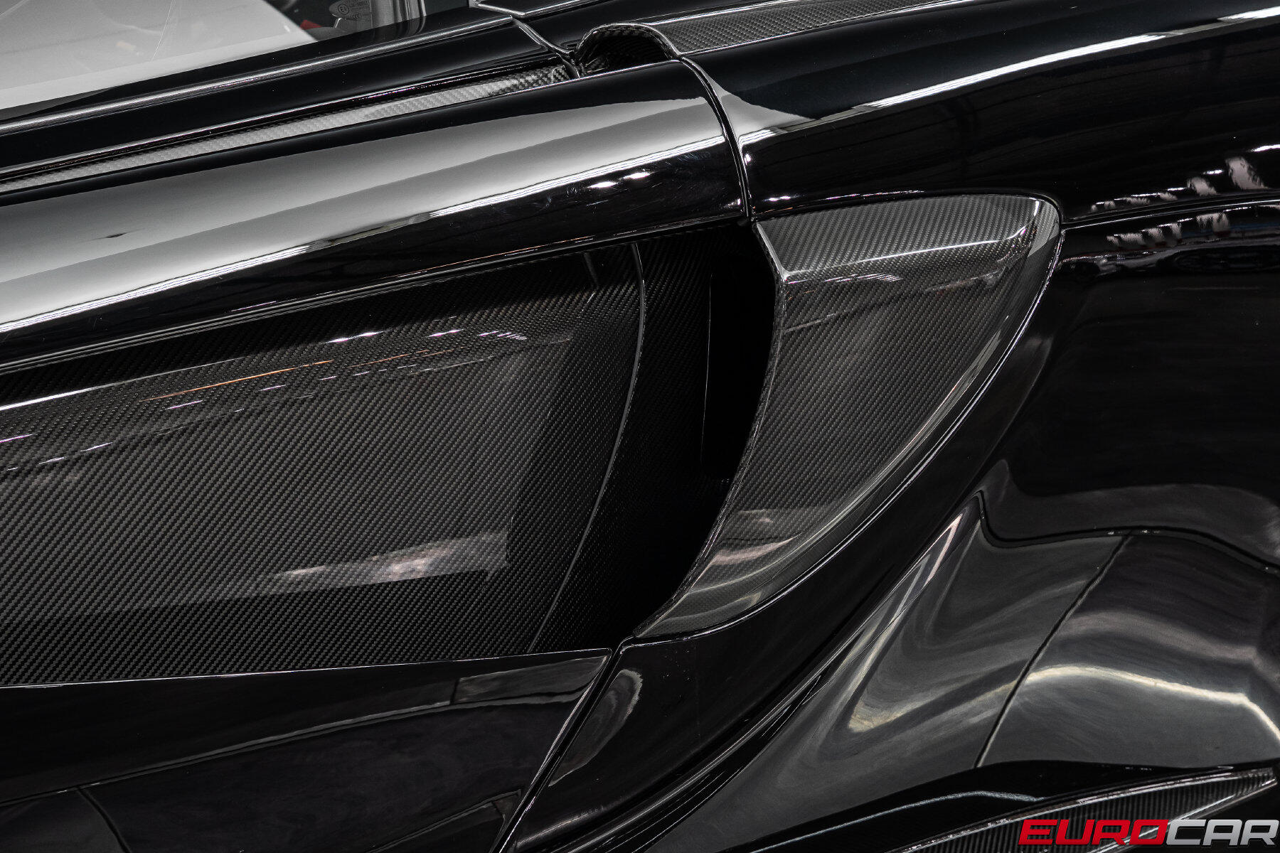2020 McLaren 620R *345 OF 350 * HUGE CARBON OPTIONS*Image 25