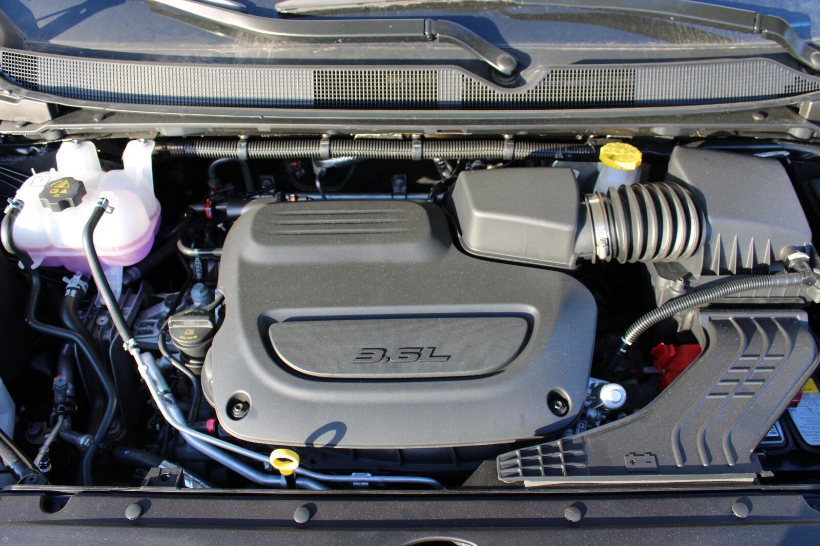 2026 Chrysler Pacifica Select - Photo 22