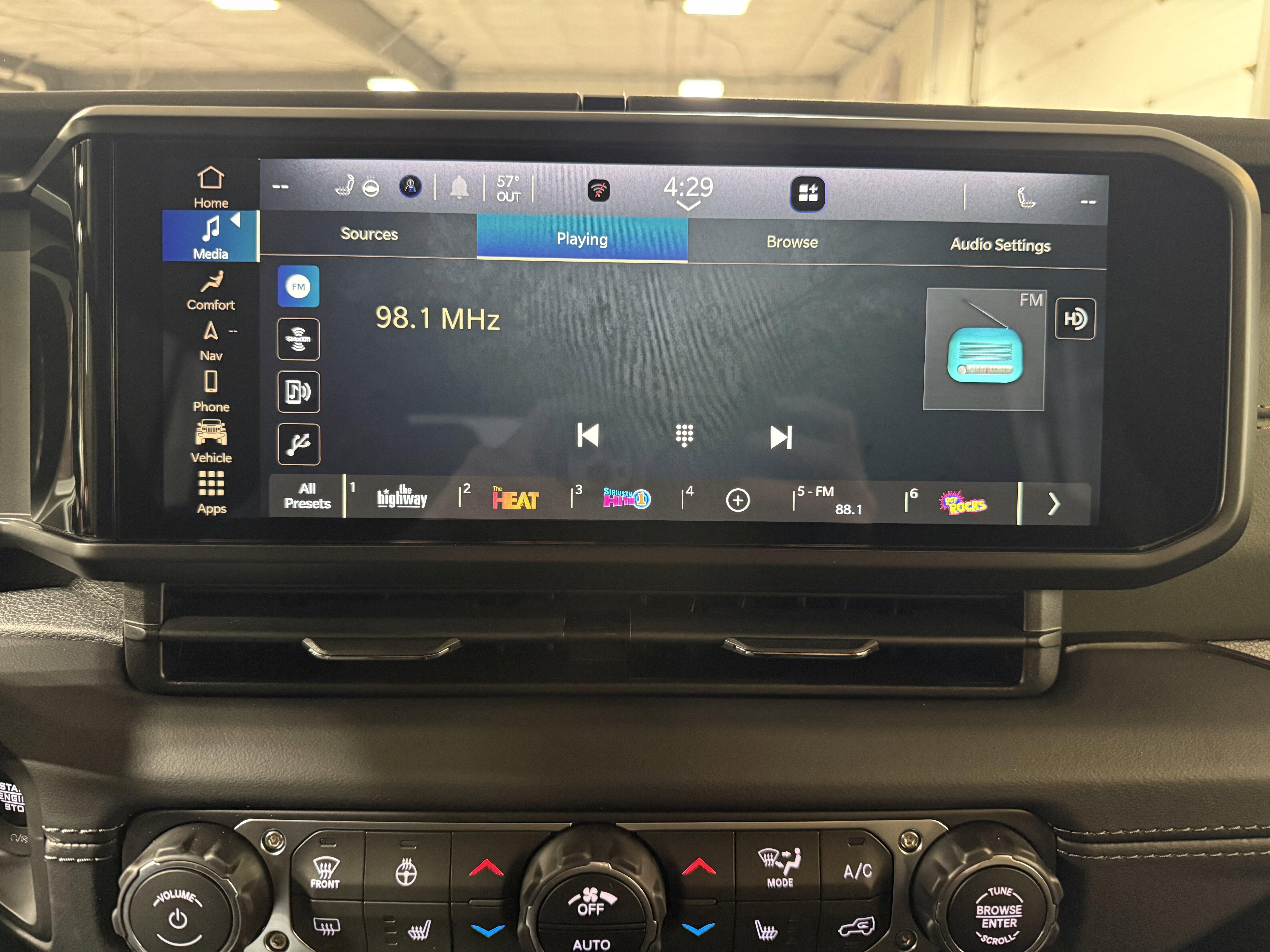 2026 Jeep Gladiator Mojave X - Photo 28