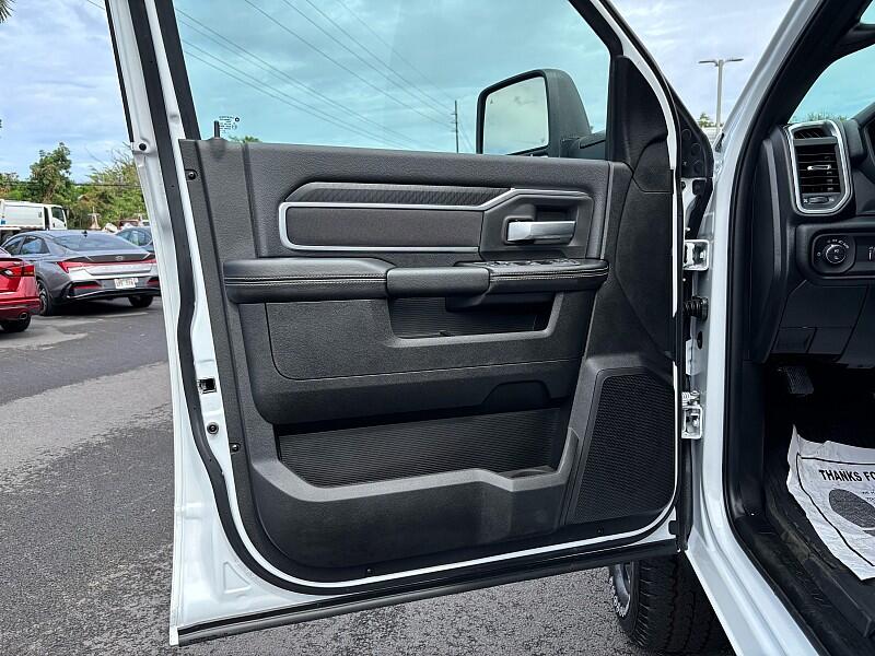 2026 RAM 2500 Big Horn - Photo 9