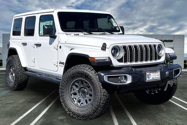 2025 Jeep Wrangler 4-Door Sahara - Photo 14