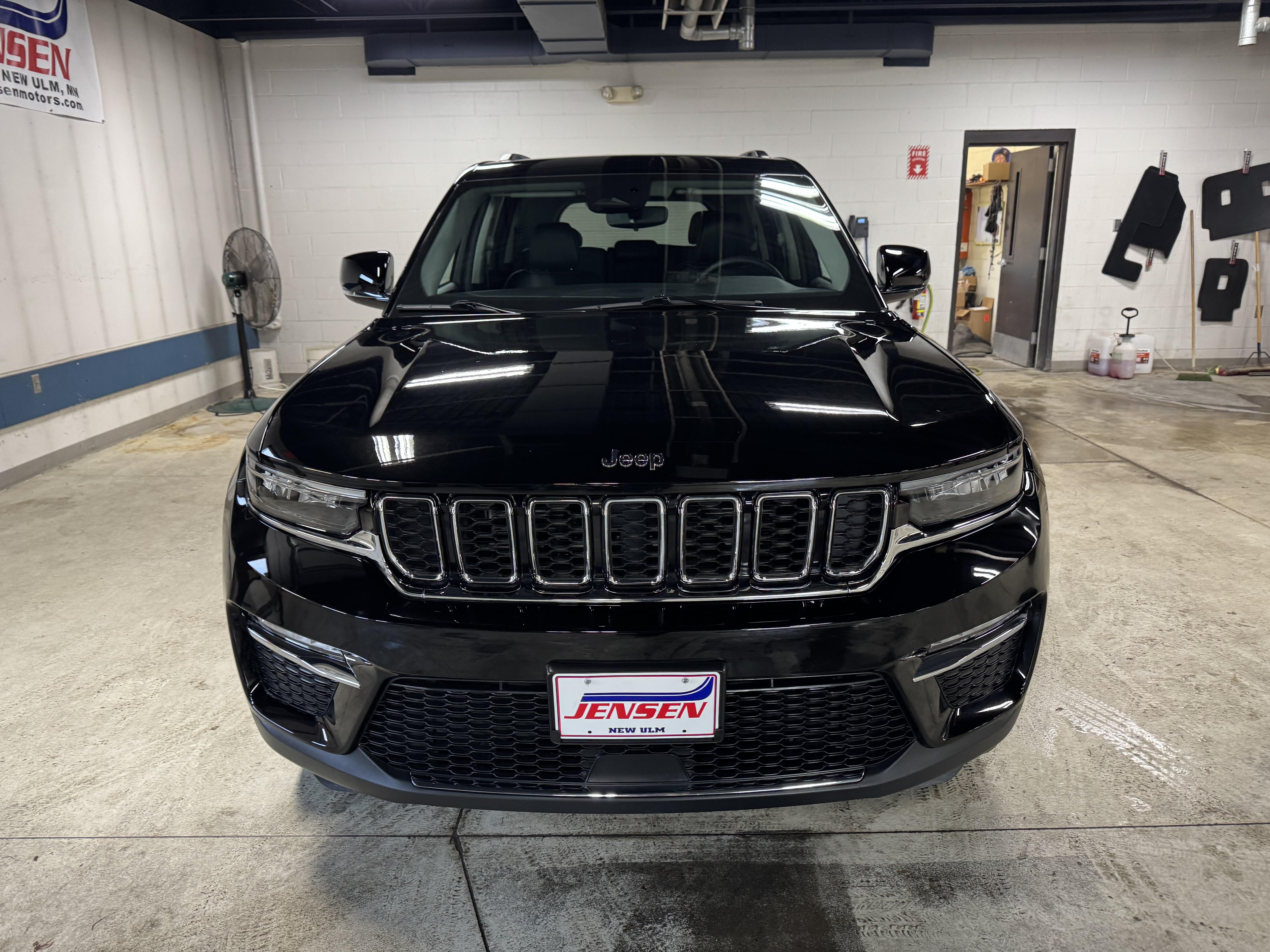 Used 2023 Jeep Grand Cherokee Limited with VIN 1C4RJHBG9PC620934 for sale in New Ulm, Minnesota