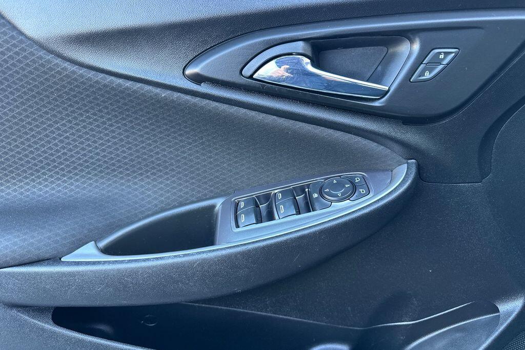 2023 Chevrolet Malibu RS - Photo 11